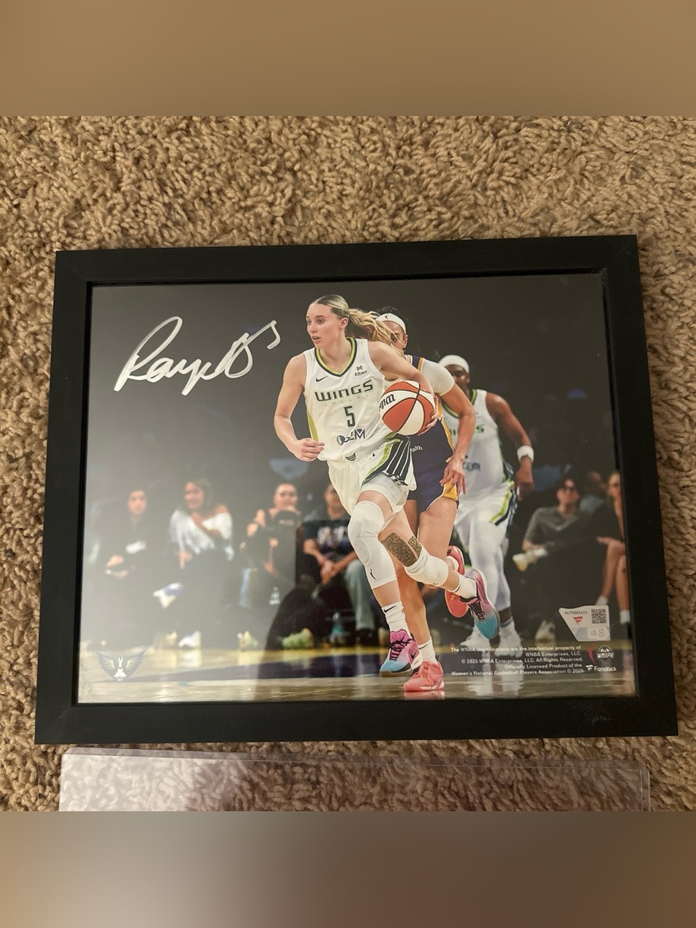 Framed WNBA Dallas Wings Basketball Paige Bueckers Signed Photo